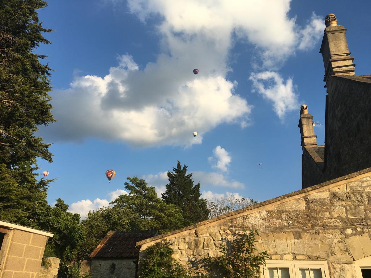 隆德希尔住宿加早餐旅馆 Kelston 外观 照片